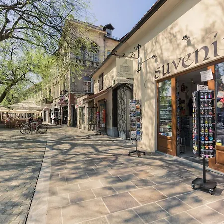 Old Town First Floor Апартаменты Любляна